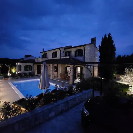 Luxus-steinvilla Maestro Mit Eigenem Pool * Barat (Porec)