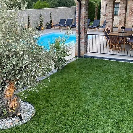 Luxus-steinvilla Maestro Mit Eigenem Pool Barat (Porec)